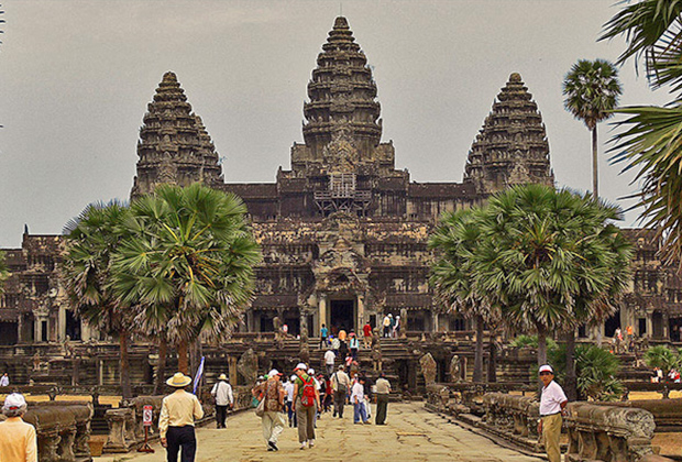 Angkor Wat Discover Package